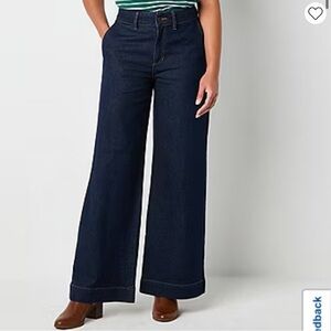 Liz Claiborne wide-leg women's trouser Jean / size 6.